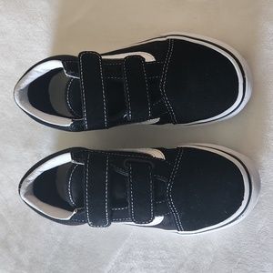 VANS OLD SKOOL V KIDS SHOES